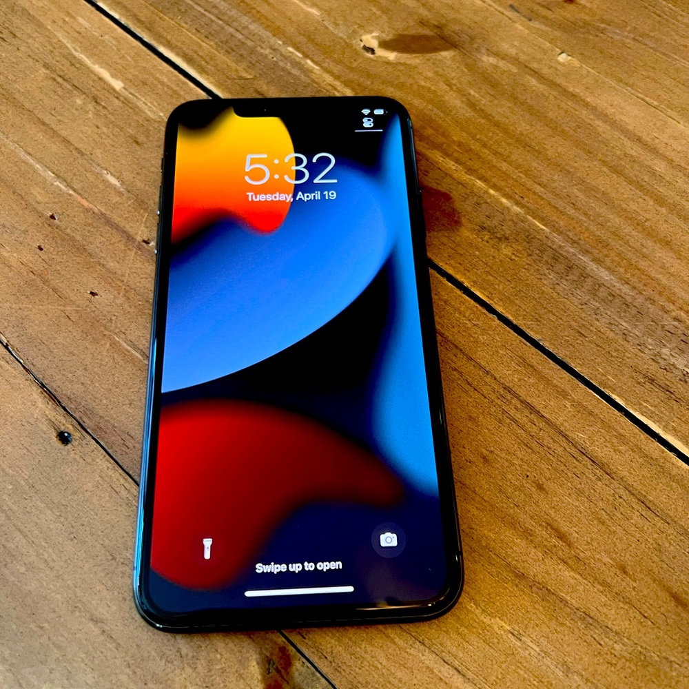 EUC Apple iPhone 11 Pro Max, 256gb